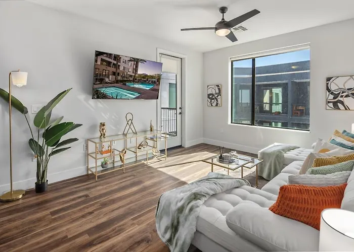 Escape To The Sage 2 Bedroom Town Apartment *